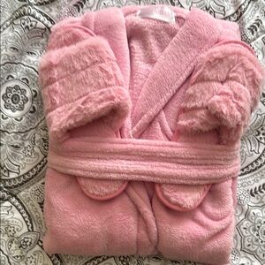 Cozy Pink shower robe with slippers